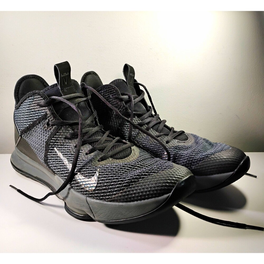 Nike LeBron Witness 4 Men's Low Top Lace Up Basketball Sneaker Black Gray